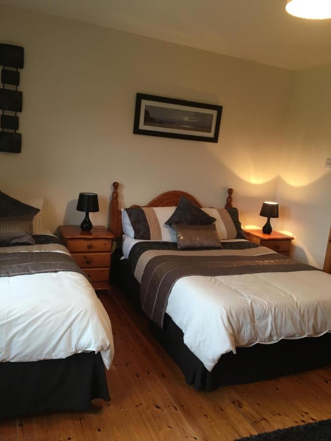 Carrick House B&B คิลลีเบกส์ ภายนอก รูปภาพ